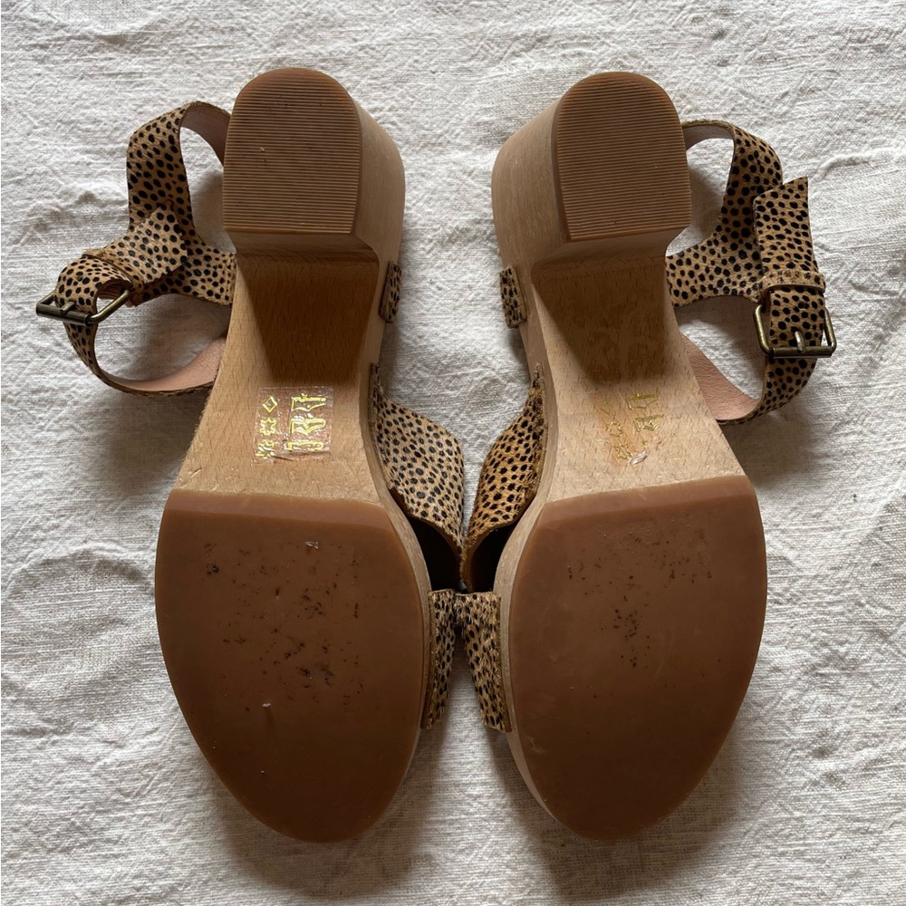 Madewell Clog Sandals - Picture 9 of 9